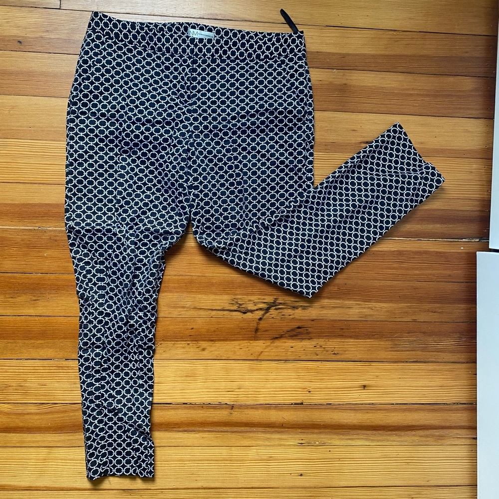 Neiman Marcus black and white pant